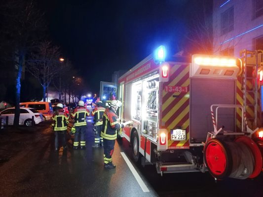 Ein Mann hat in Saarbrücken durch eine ungewöhnliche Herd-Konstruktionen einen Schwelbrand verursacht. Die Feuerwehr Saarbrücken musste anrücken. Symbolfoto: BeckerBredel